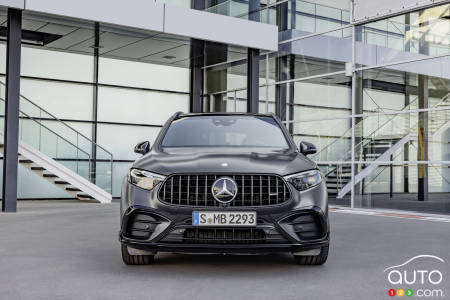 Front of the 2025 Mercedes-AMG GLC 63